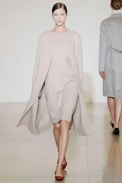 Look 2